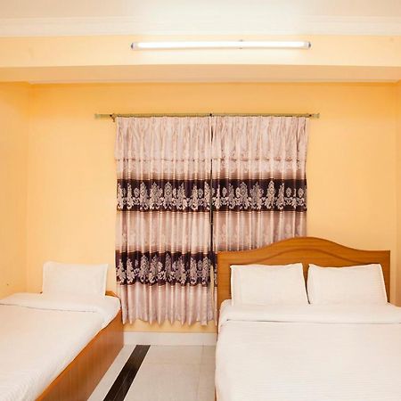Spot On 397 Hotel Triveni Guest House Kathmandu Exterior foto