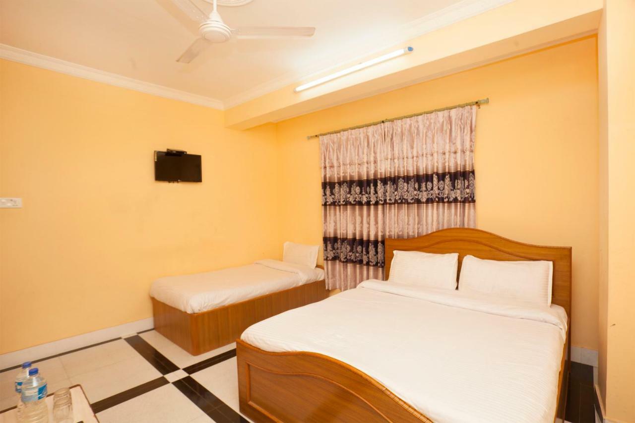 Spot On 397 Hotel Triveni Guest House Kathmandu Exterior foto