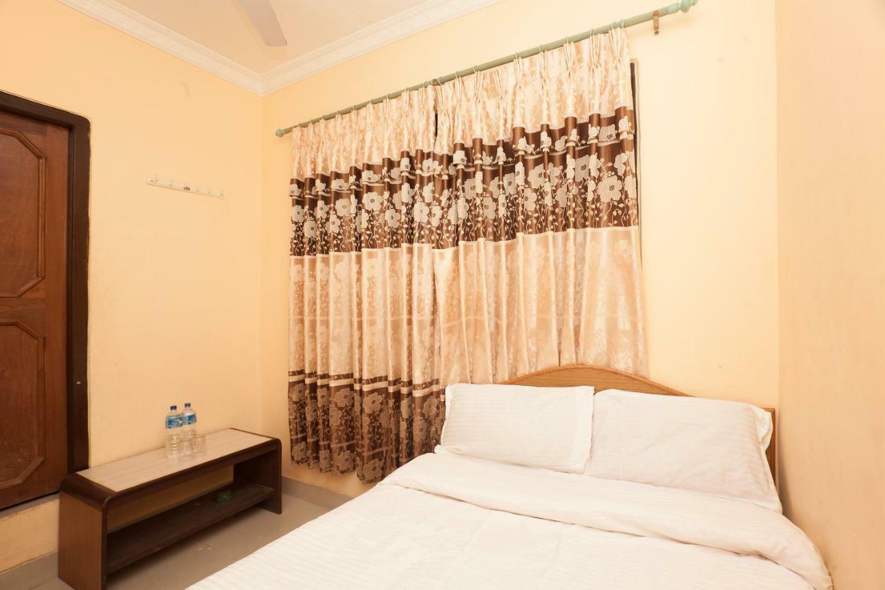 Spot On 397 Hotel Triveni Guest House Kathmandu Exterior foto